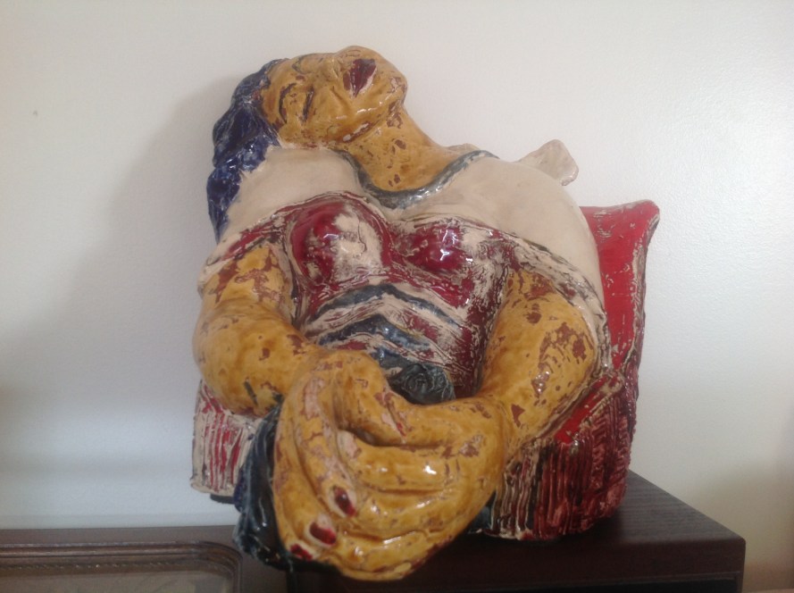 Thérèse-Sculpture-Inspiration cubiste-Terre cuite-Email au four-H 28/L26/P28cm-Fait main-Pièce unique