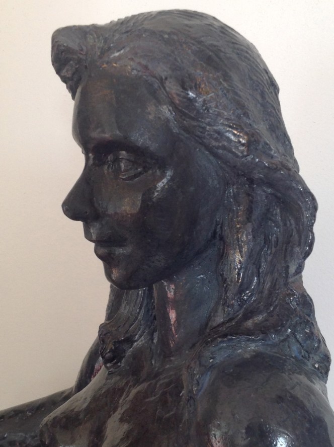 Kate-Nu-Sculpture-Figuratif-Terre cuite-Patine Bronze H45/L20/P32cm-Fait main-Pièce unique