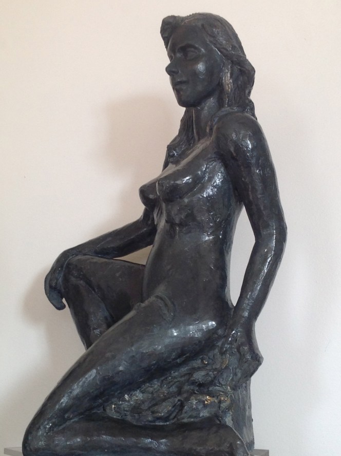 Kate-Nu-Sculpture-Figuratif-Terre cuite-Patine Bronze H45/L20/P32cm-Fait main-Pièce unique