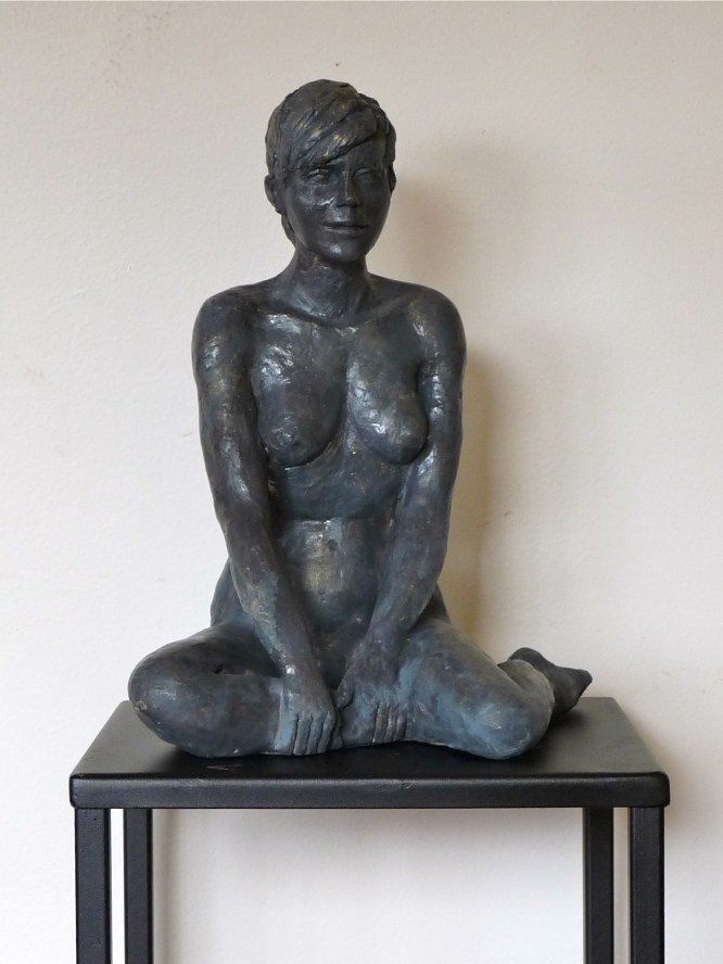 Barbara-Nu-Sculpture-Figuratif-Terre cuite-Patine Bronze H26/L19/P26cm-Fait main-Pièce unique
